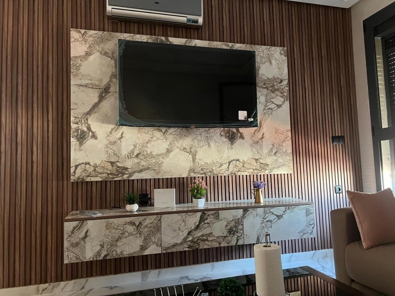 Familial Avec Vue Sur La Piscine Et La Acces Piscine En Supplement Apartamento